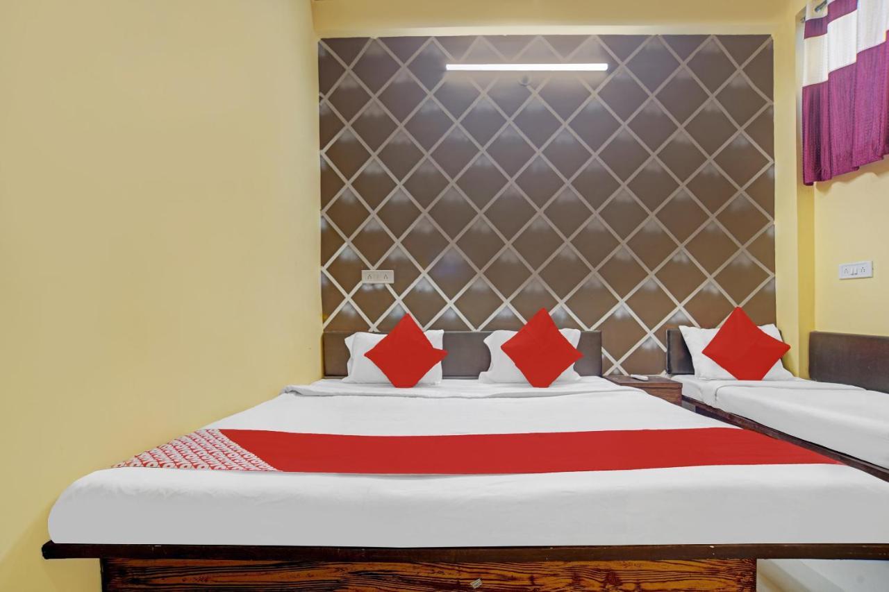 Oyo 79454 Shree Laxmi Palace Otel Ujjain Dış mekan fotoğraf